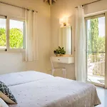 Kaminia וילה