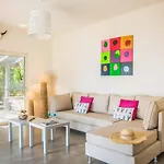 Kaminia Villa *